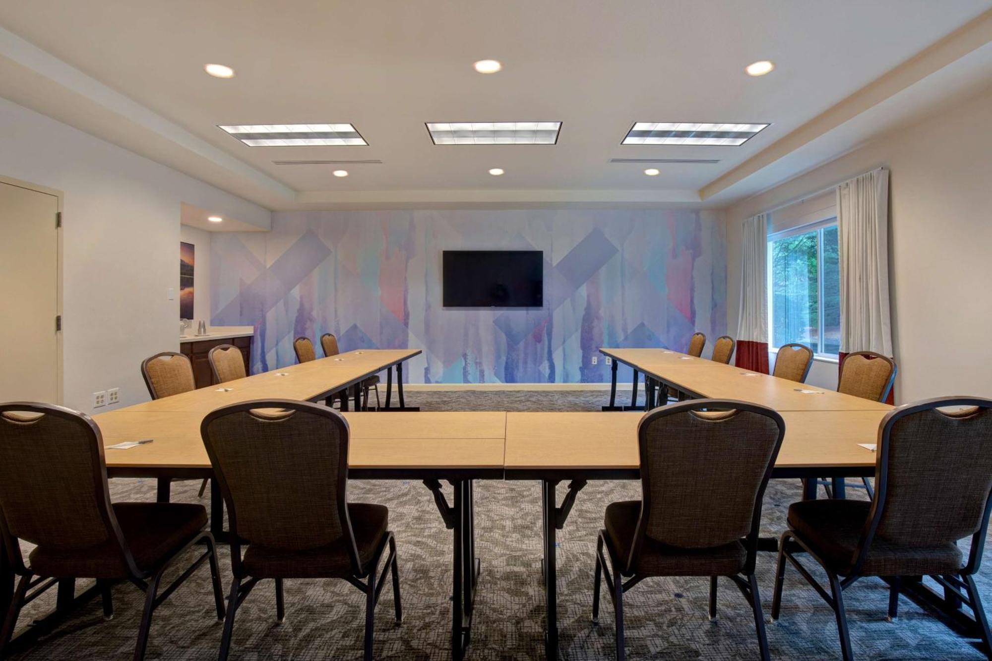 Hilton Garden Inn Portland/Бивъртън Екстериор снимка