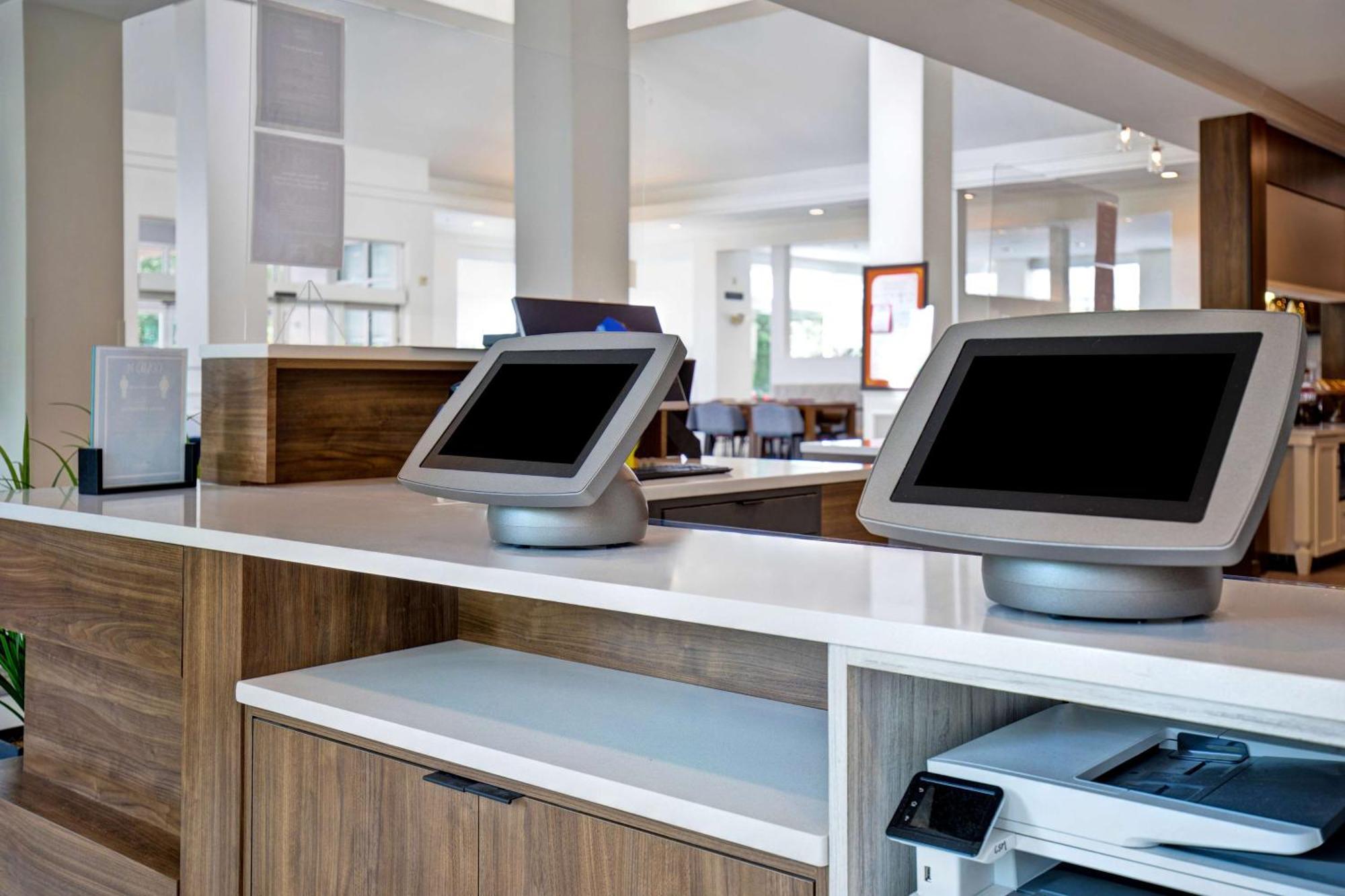 Hilton Garden Inn Portland/Бивъртън Екстериор снимка