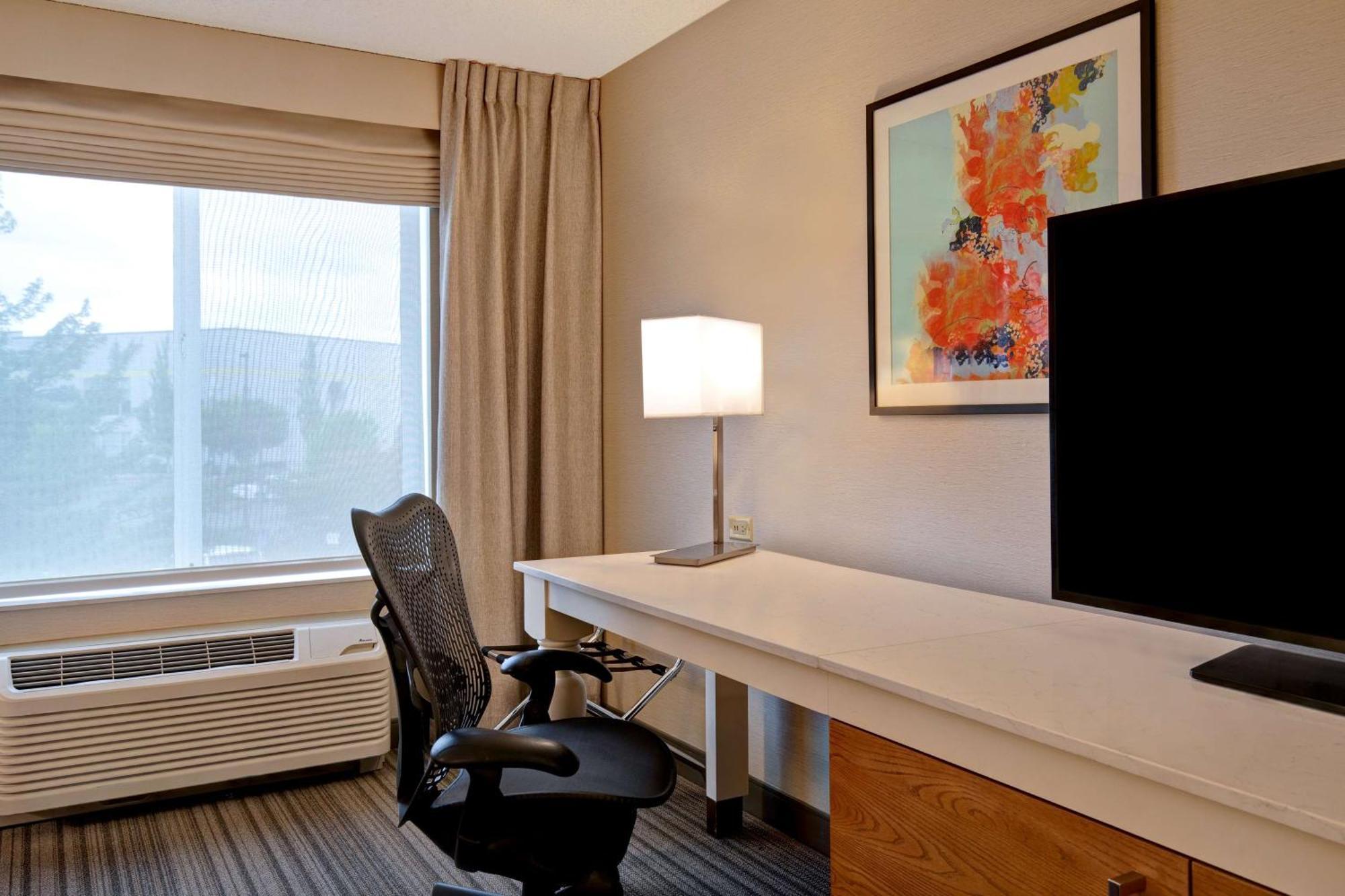 Hilton Garden Inn Portland/Бивъртън Екстериор снимка