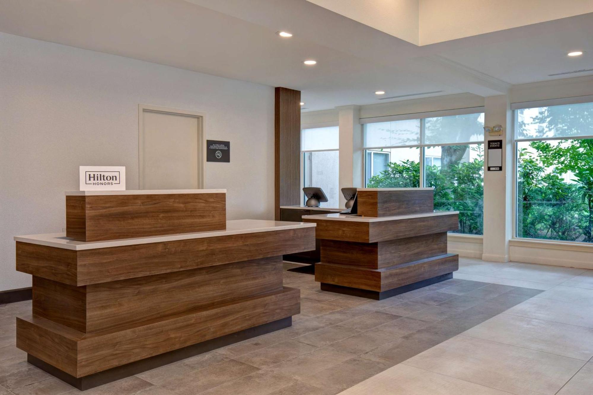Hilton Garden Inn Portland/Бивъртън Екстериор снимка