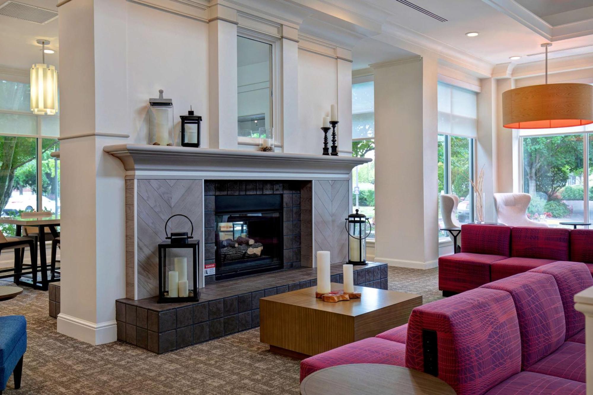 Hilton Garden Inn Portland/Бивъртън Екстериор снимка