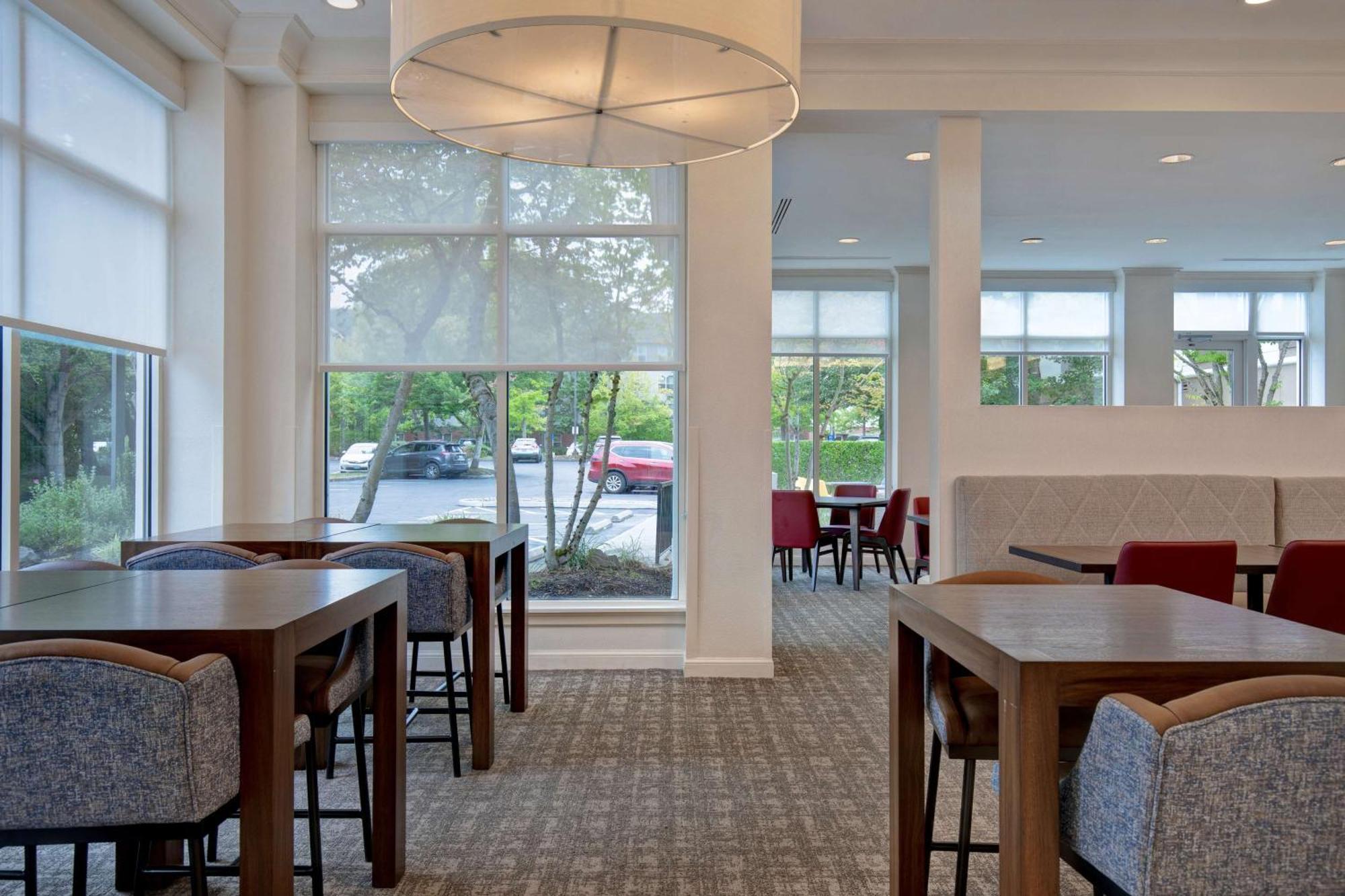 Hilton Garden Inn Portland/Бивъртън Екстериор снимка